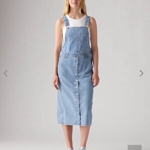 NWT new Levi’s denim dress